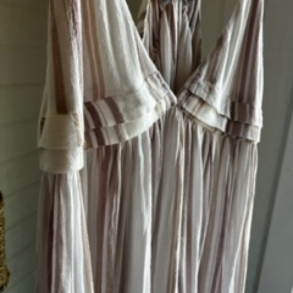 O'Neill  Women's Coverup - Picture 3 of 5